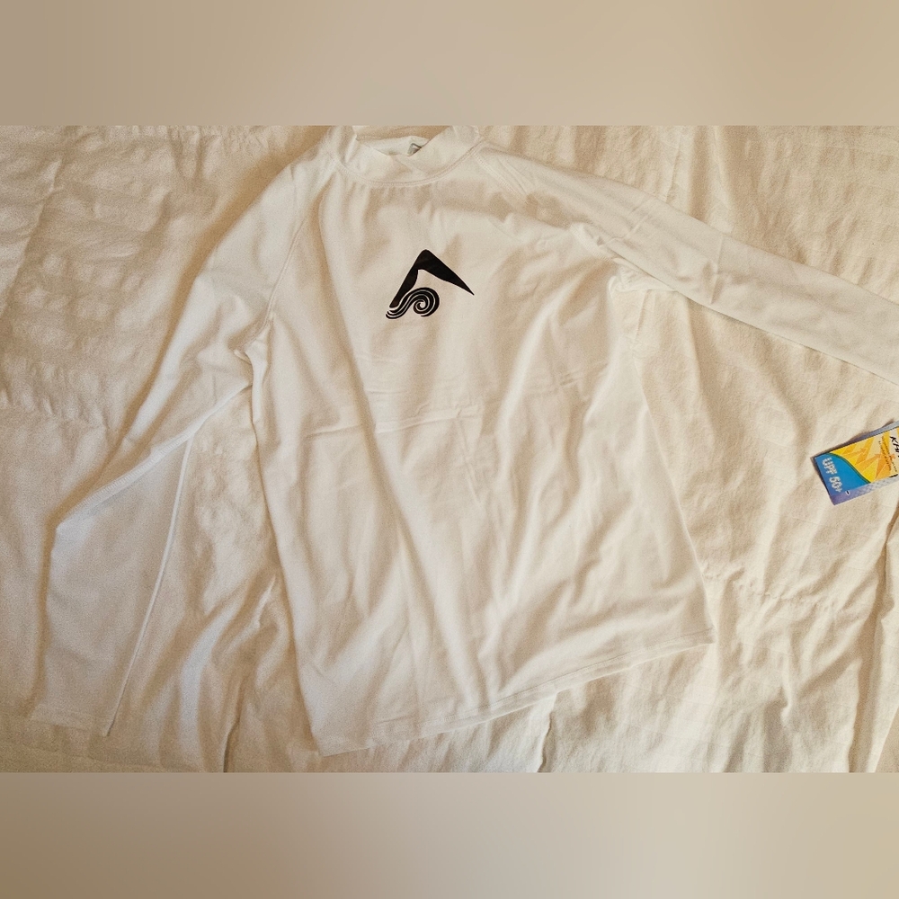 Kanu Surf White Rash Guard